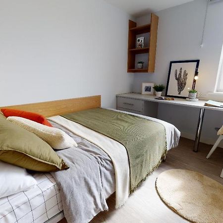 For Students Only - Charming Ensuite Bedrooms Near Leads City Centre Leeds  Eksteriør billede