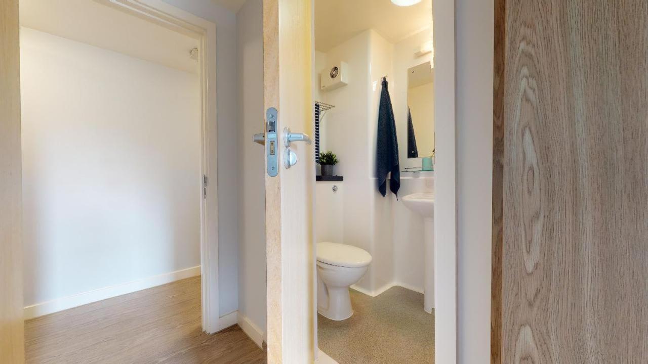 For Students Only - Charming Ensuite Bedrooms Near Leads City Centre Leeds  Eksteriør billede