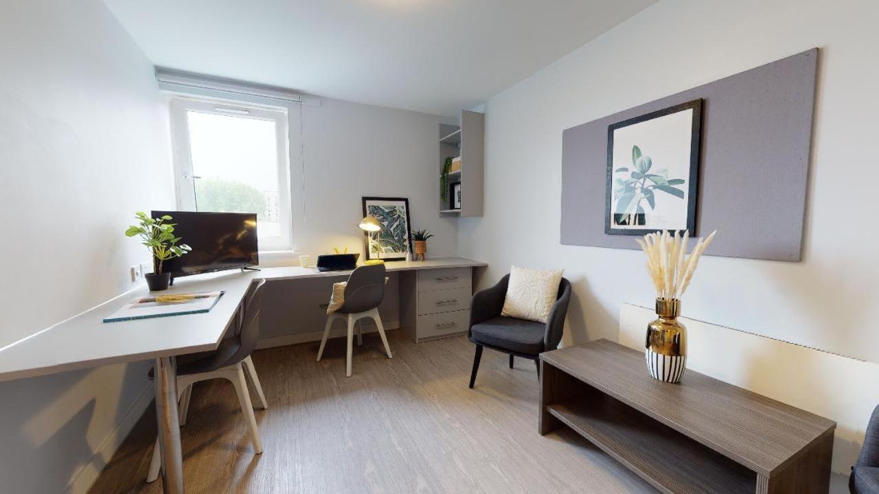 For Students Only - Charming Ensuite Bedrooms Near Leads City Centre Leeds  Eksteriør billede