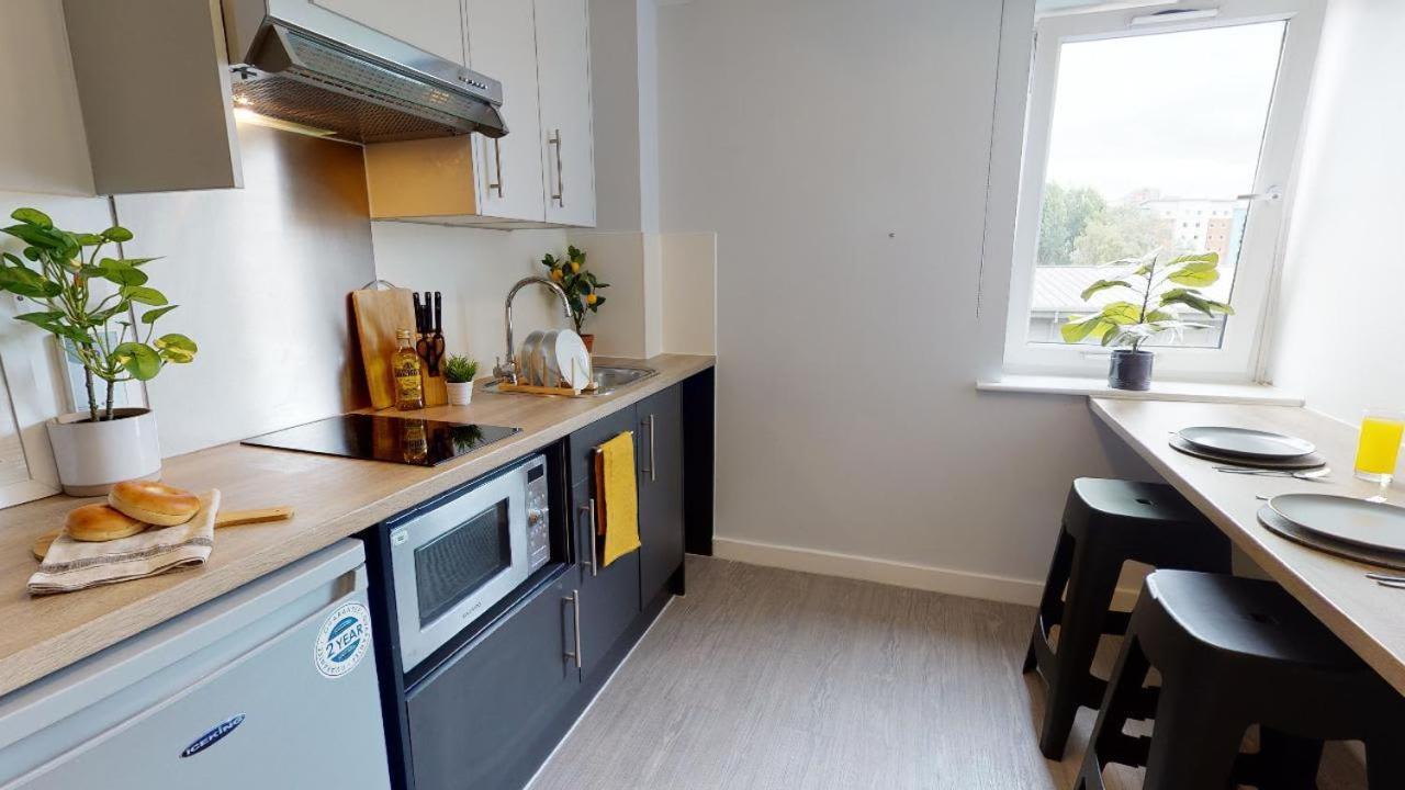 For Students Only - Charming Ensuite Bedrooms Near Leads City Centre Leeds  Eksteriør billede