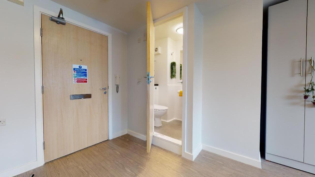 For Students Only - Charming Ensuite Bedrooms Near Leads City Centre Leeds  Eksteriør billede