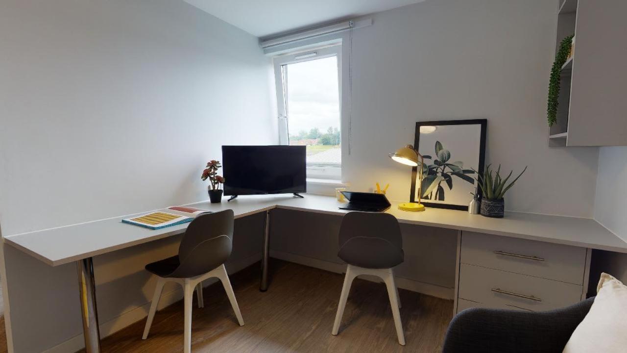 For Students Only - Charming Ensuite Bedrooms Near Leads City Centre Leeds  Eksteriør billede